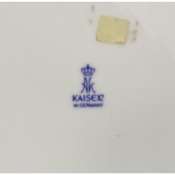 Vintage Kaiser W Germany Fine Porcelain Nature Bird Decor Plate Buchfinken Finch - Picture 6 of 6